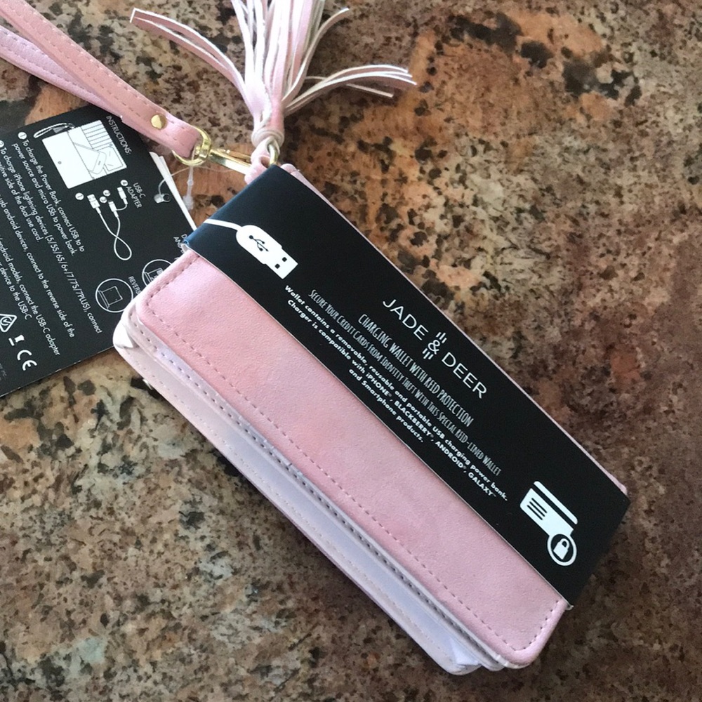 Charging wallet/ clutch bag